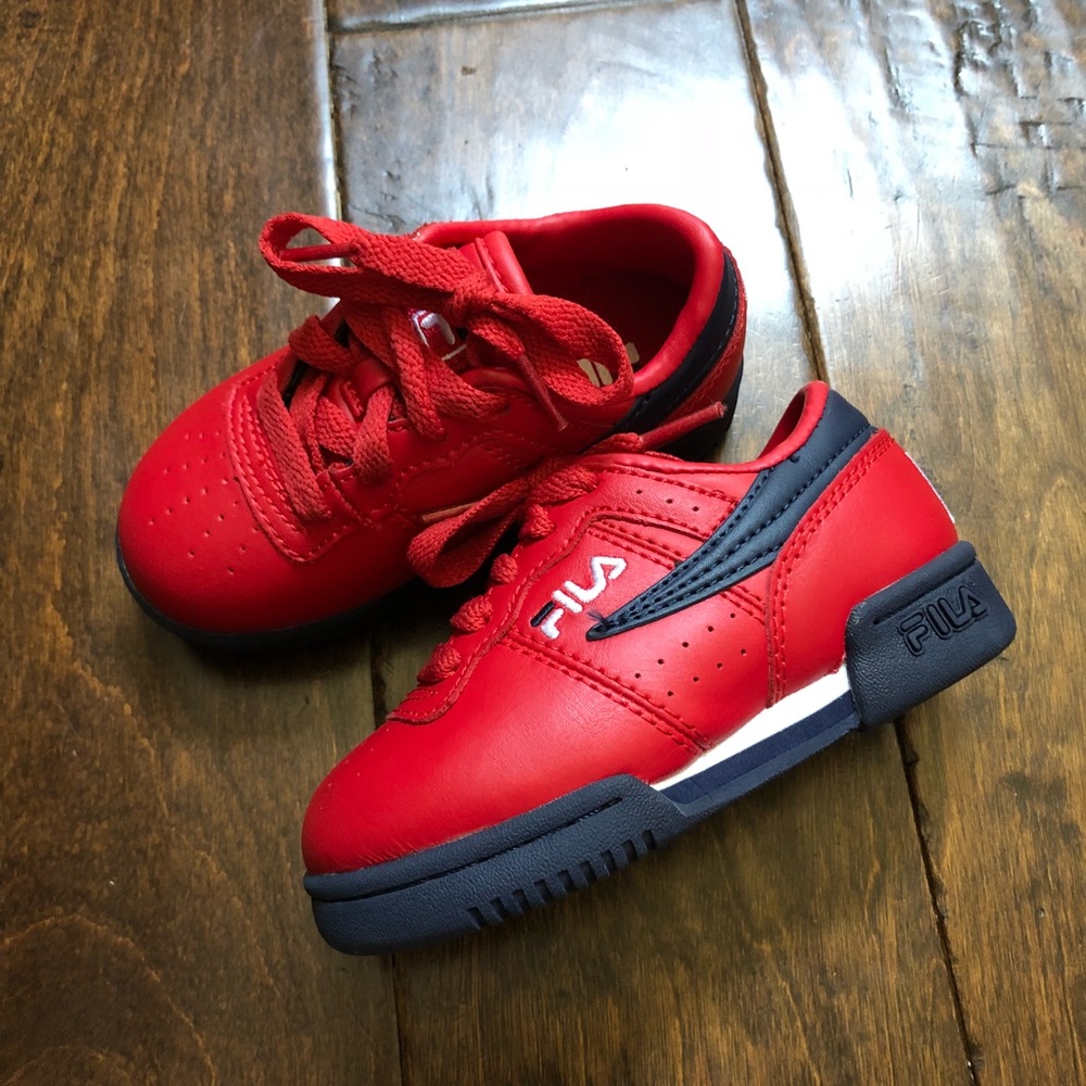 Fila Red Low Sneakers 7